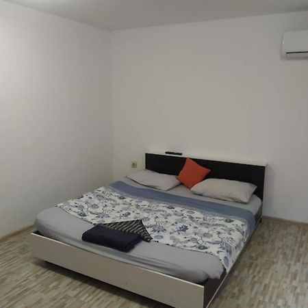 Апартамент Средна Гора Apartment Varna Exterior photo