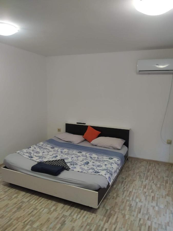 Апартамент Средна Гора Apartment Varna Exterior photo